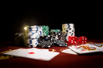 A professional dealer in a tuxedo greeting players at the roulette table, symbolizing the authentic live casino feel at 4777BIT.